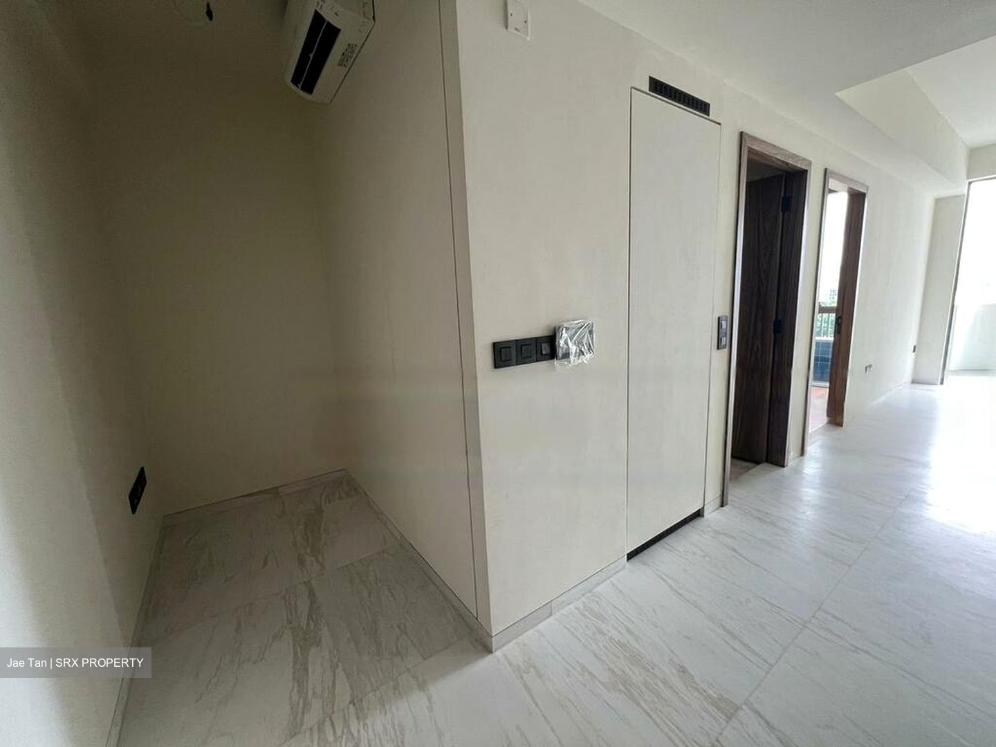 Coastline Residences (D15), Apartment #567516211